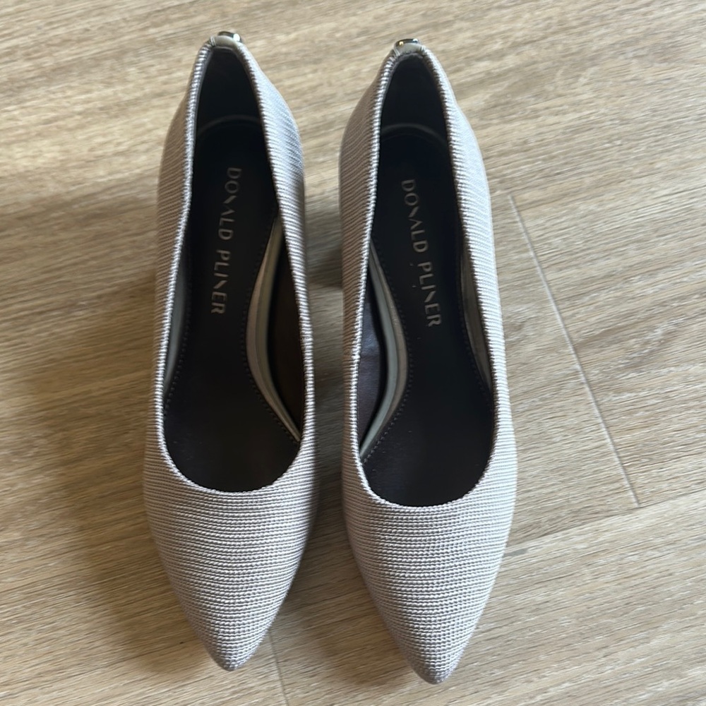 Donald J. Pliner Cream Heels with Pointed Toe
